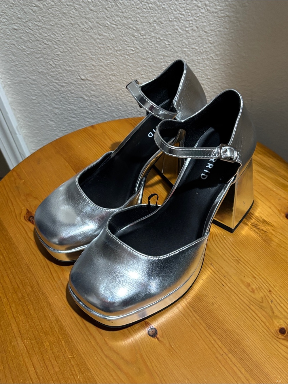 Torrid Silver Mary Jane Block Heel Pumps 7WW